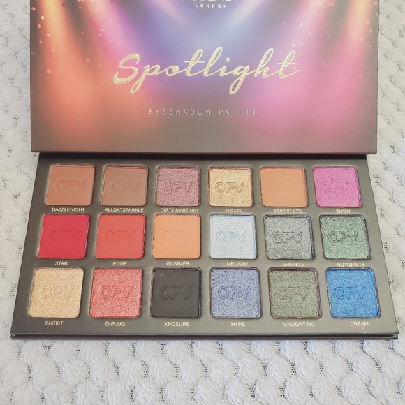 OPV BEAUTY/ "Spotlight" eyeshadow palette - Picture 4 of 7